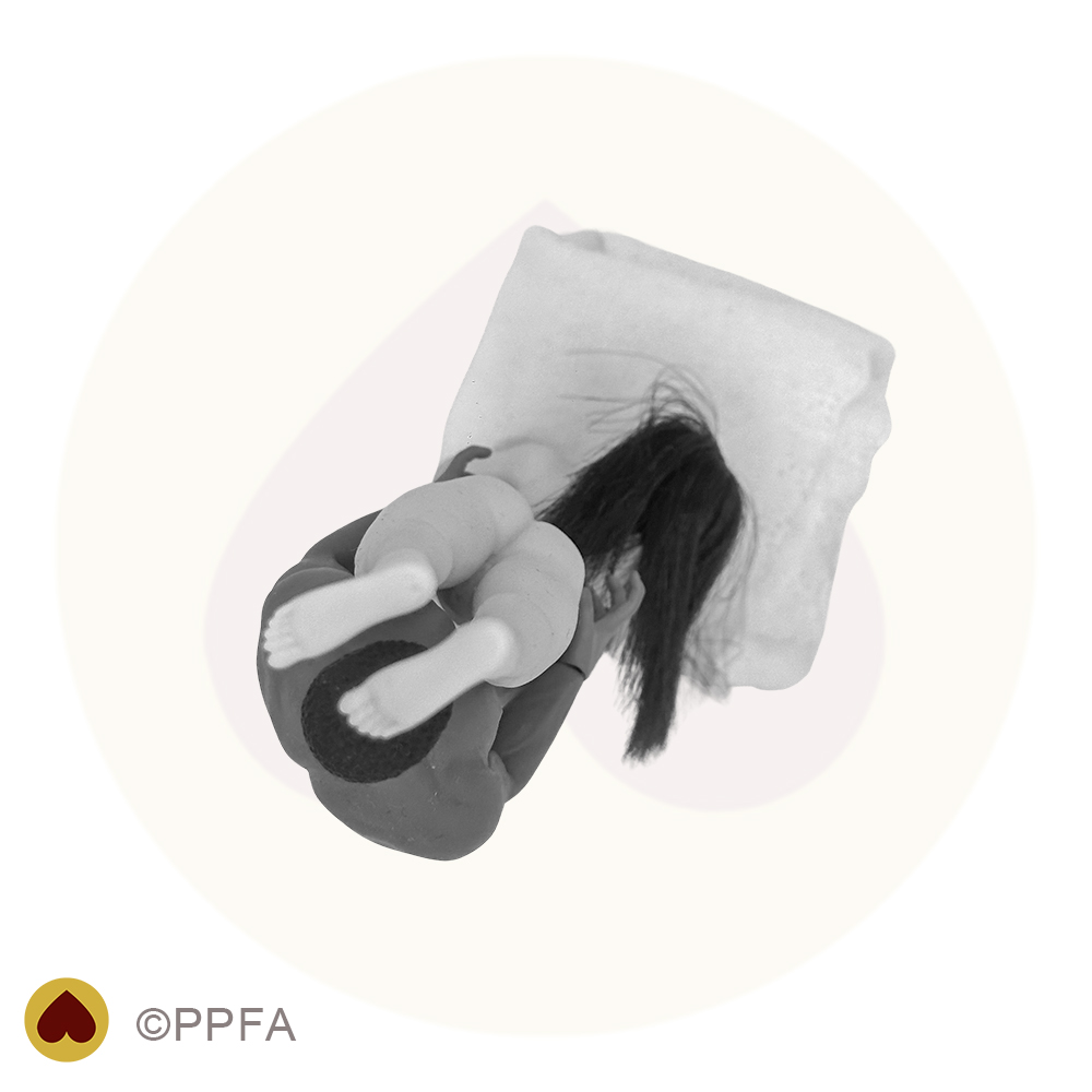 kamasutra : position sexuelle de la brouette thailandaise